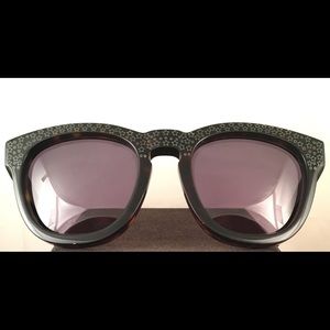 Wildfox Sun "Juliet" sunglasses in torti